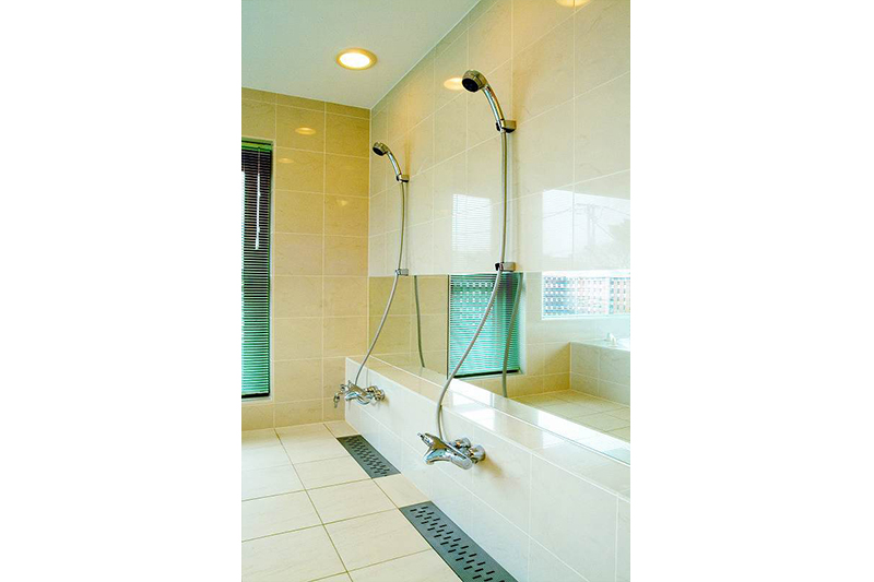 シャワー入り口。