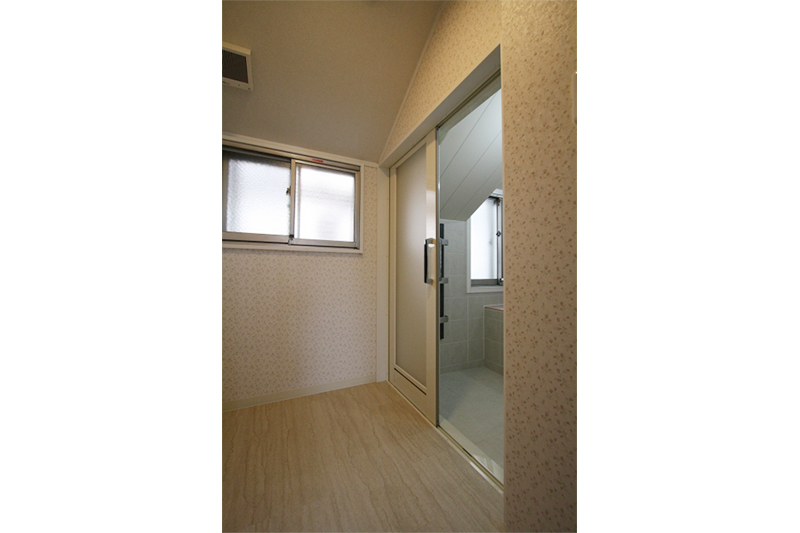 洗面室を広げ、使いやすさをUPしました。