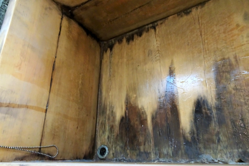 天然木の浴槽の交換(メンテナンス)