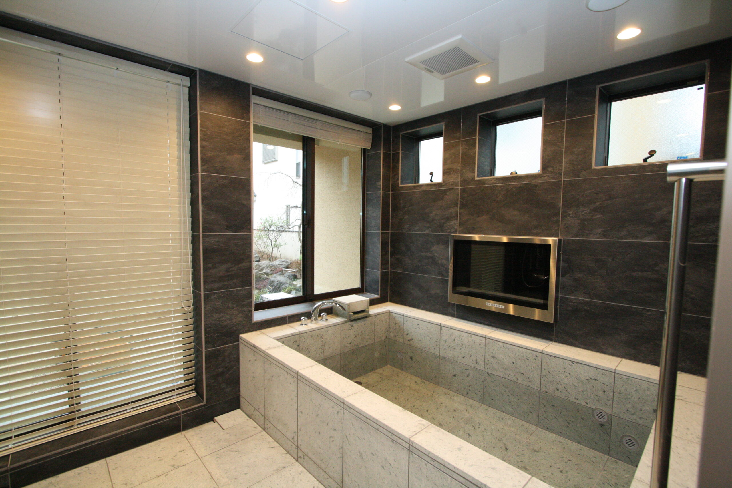 日本のバスルームスタイル