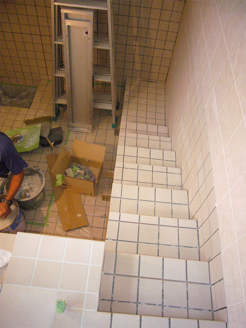 プール付き浴槽バスルーム_フリーバス企画